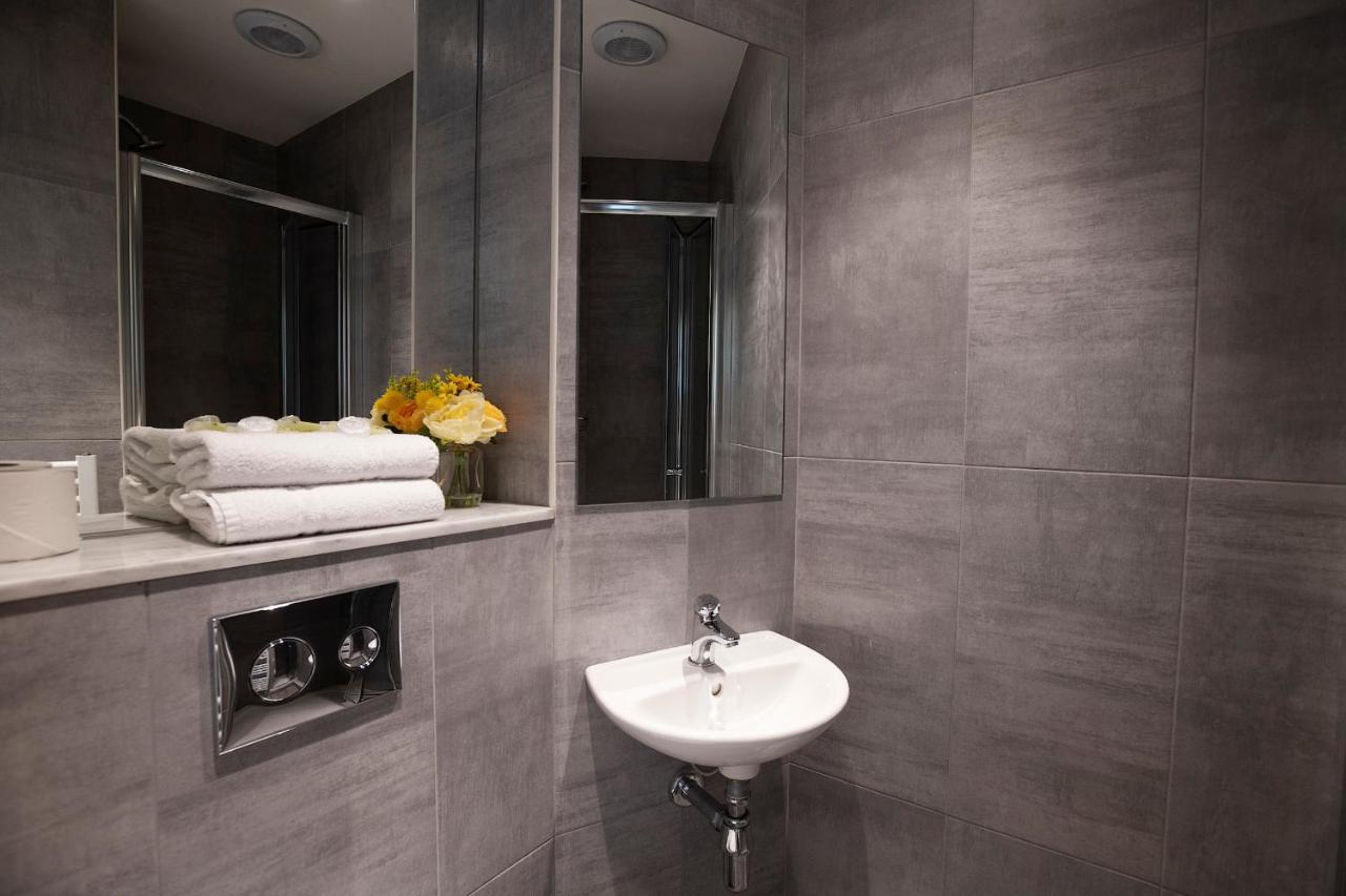 Goldcrest Village Rooms University Of Galway Extérieur photo